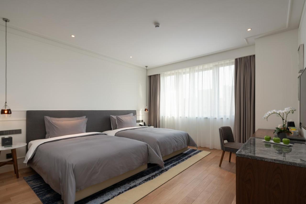 Barony Park Hotel Шанхай Экстерьер фото