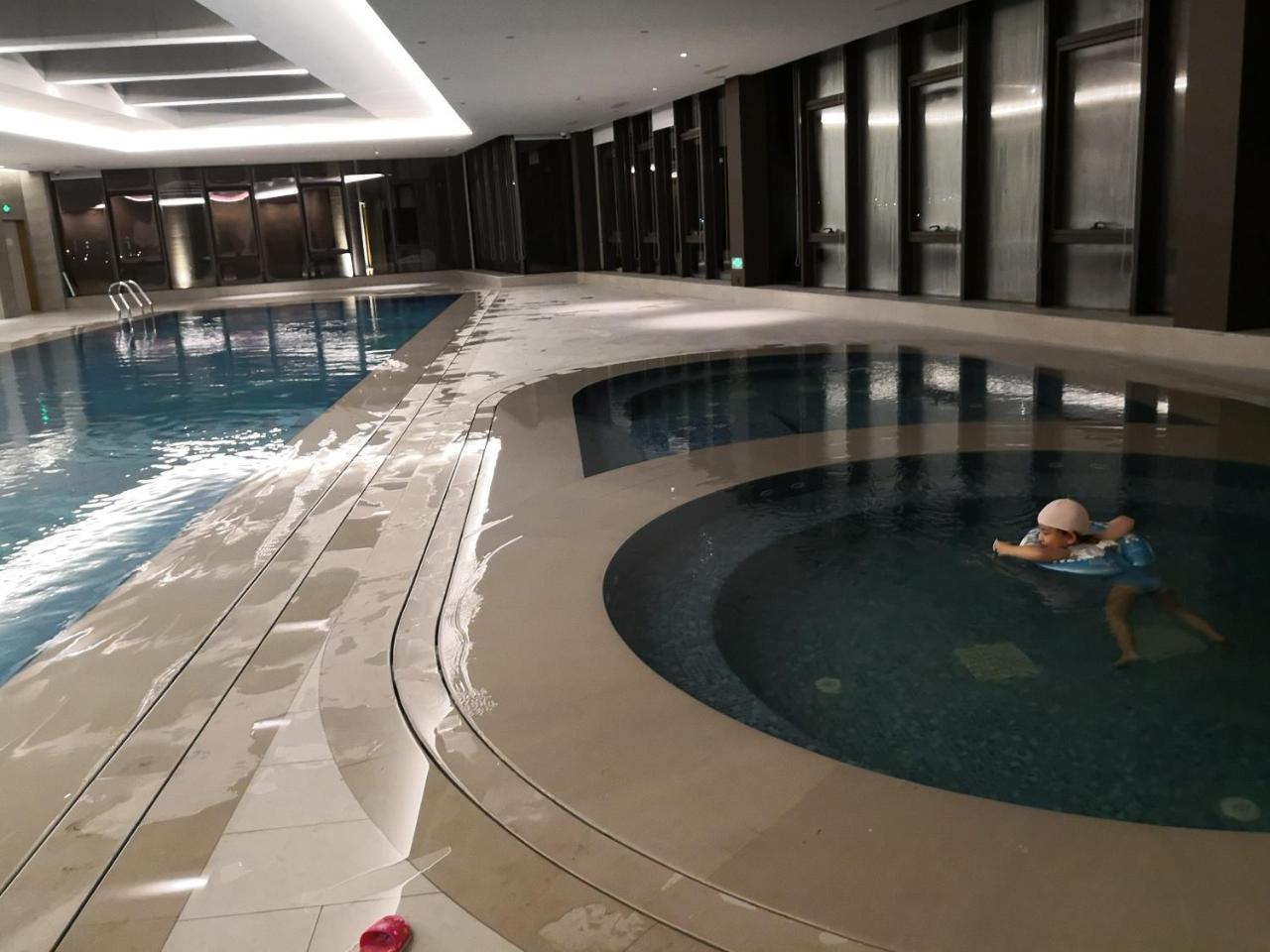Barony Park Hotel Шанхай Экстерьер фото